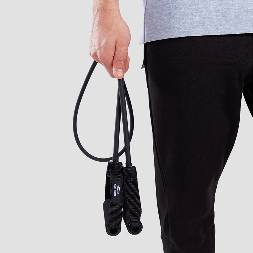 yqc46uw4bze_griff_black_2